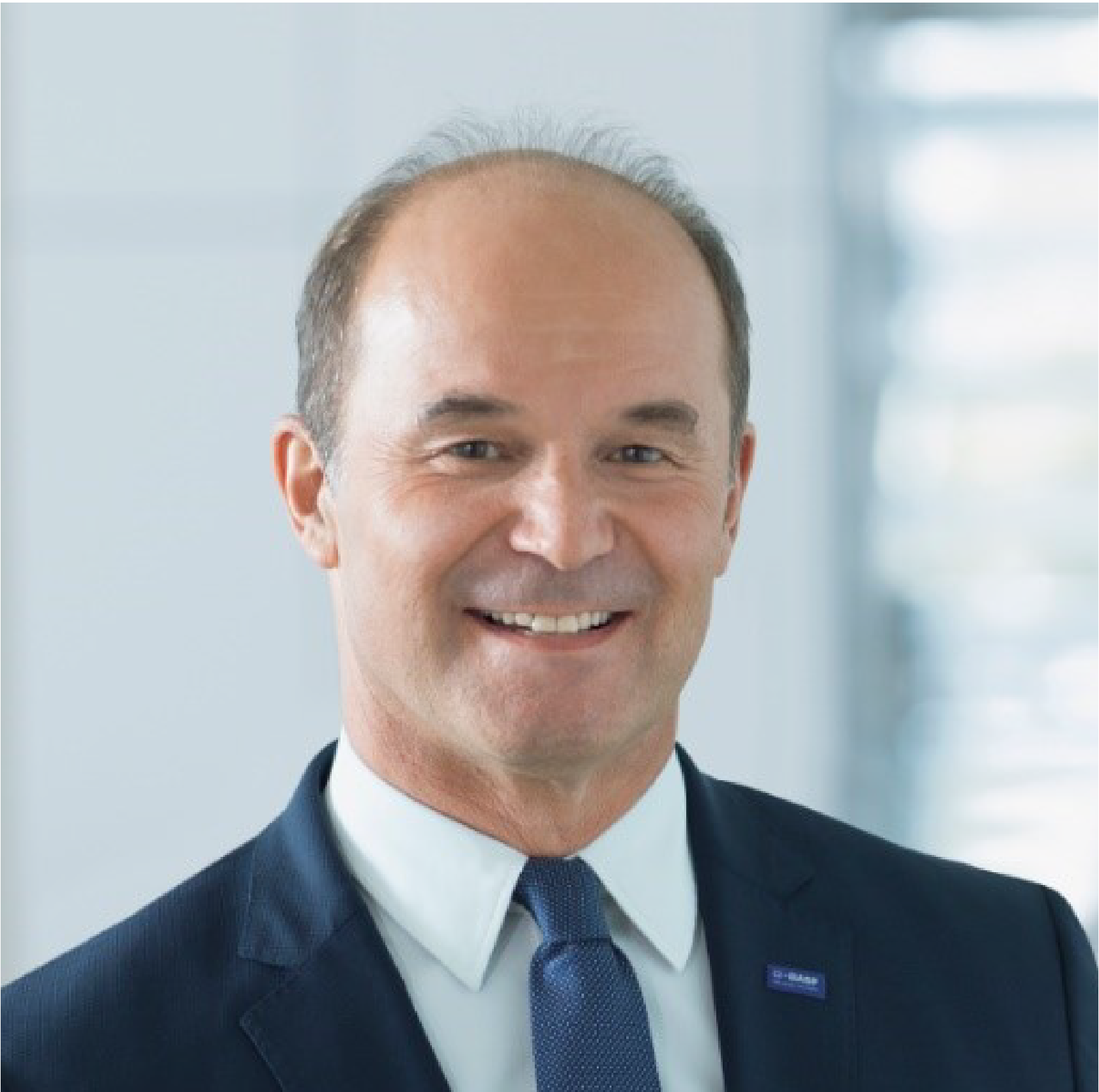 A photo of Dr Martin Brudermüller