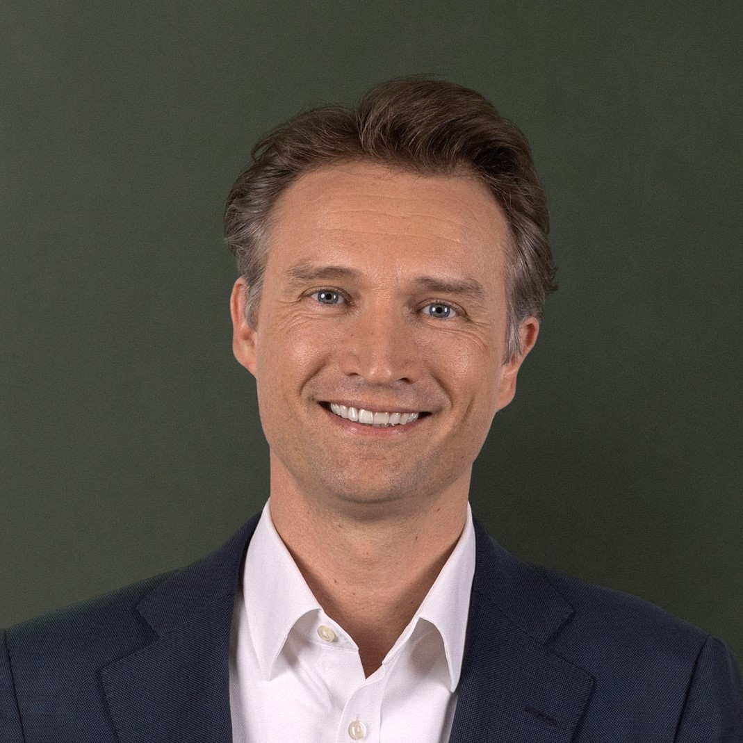 A photo of Dolf van den Brink